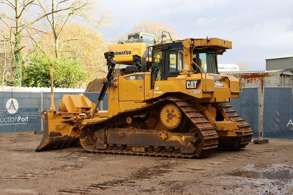 Bulldozer типа Caterpillar D6T LGP, Gebrauchtmaschine в Antwerpen (Фотография 4)