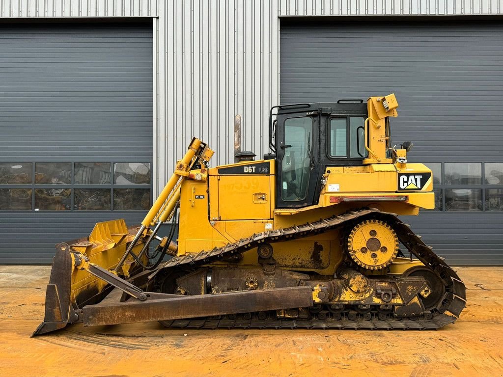 Bulldozer типа Caterpillar D6T LGP, Gebrauchtmaschine в Velddriel (Фотография 1)