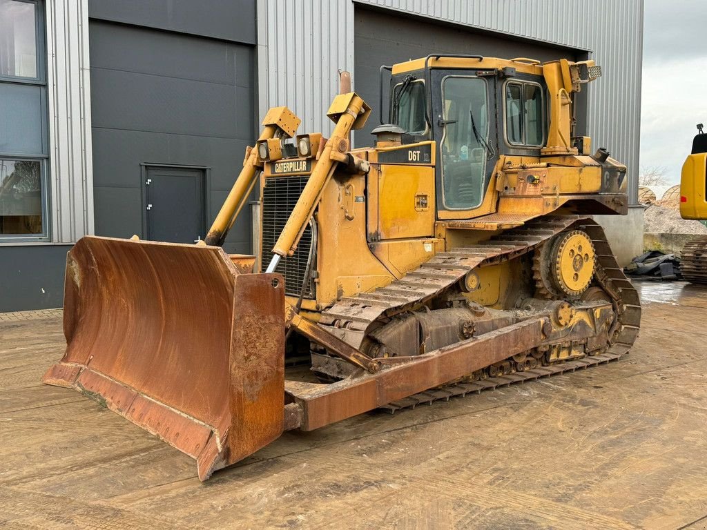 Bulldozer del tipo Caterpillar D6T XL, Gebrauchtmaschine In Velddriel (Immagine 2)