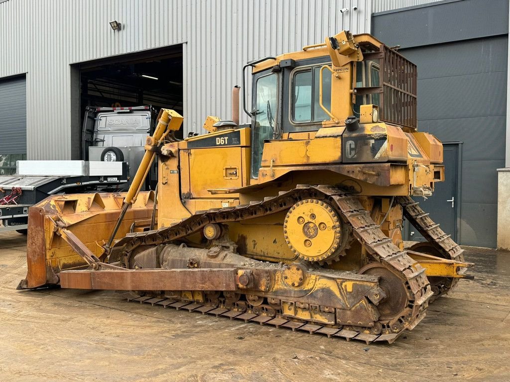 Bulldozer del tipo Caterpillar D6T XL, Gebrauchtmaschine In Velddriel (Immagine 3)