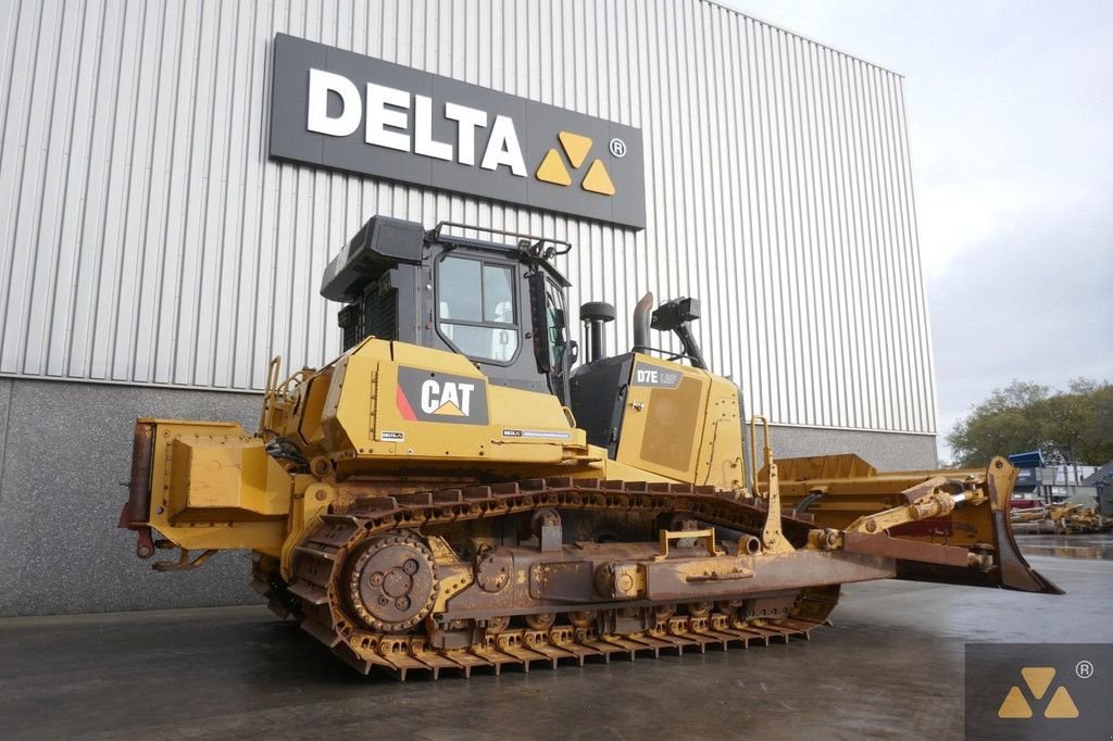 Bulldozer van het type Caterpillar D7E LGP, Gebrauchtmaschine in Zevenbergen (Foto 5)