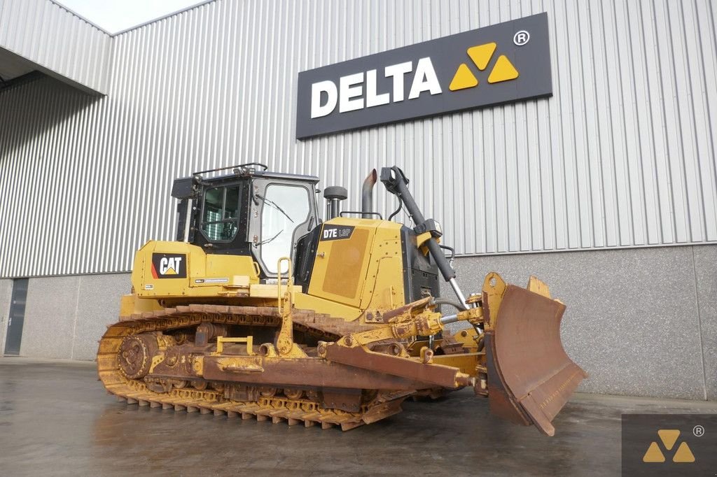 Bulldozer Türe ait Caterpillar D7E LGP, Gebrauchtmaschine içinde Zevenbergen (resim 3)