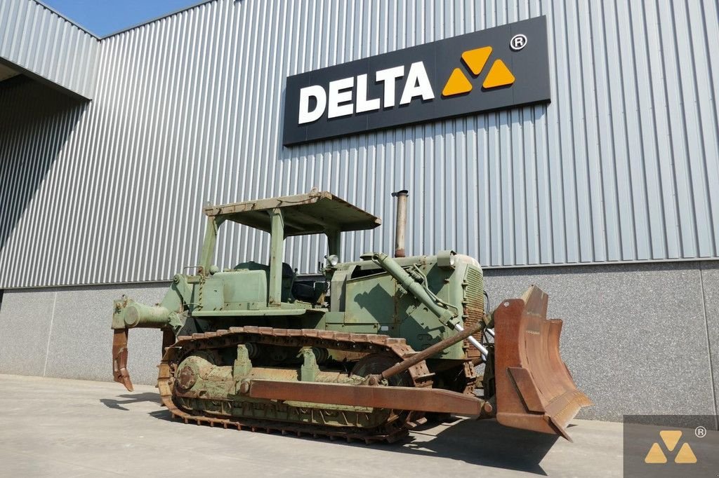 Bulldozer del tipo Caterpillar D7F Ex-army, Gebrauchtmaschine In Zevenbergen (Immagine 3)