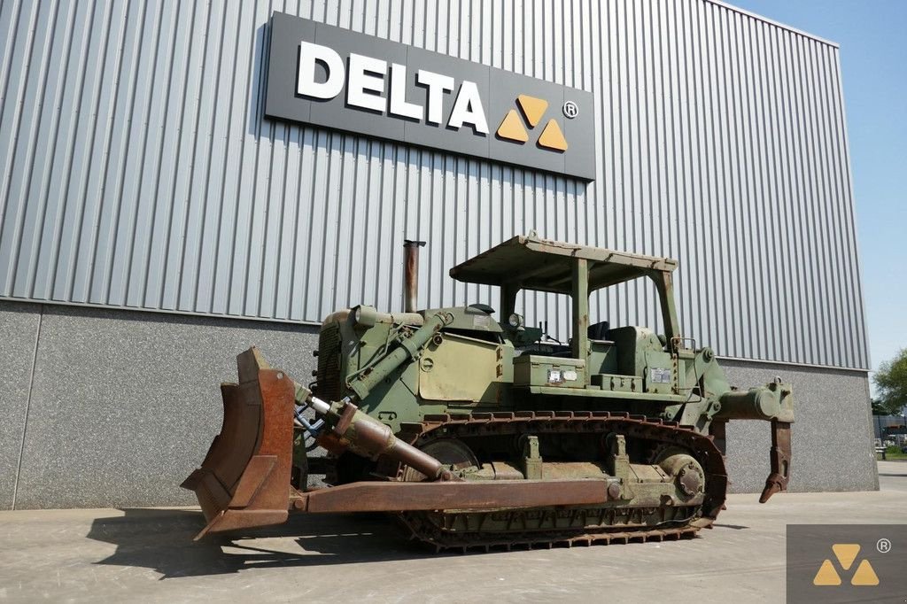 Bulldozer del tipo Caterpillar D7F Ex-army, Gebrauchtmaschine In Zevenbergen (Immagine 4)