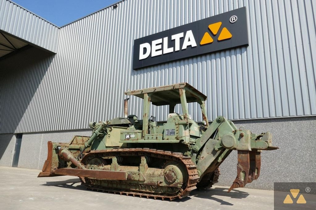 Bulldozer del tipo Caterpillar D7F Ex-army, Gebrauchtmaschine In Zevenbergen (Immagine 9)