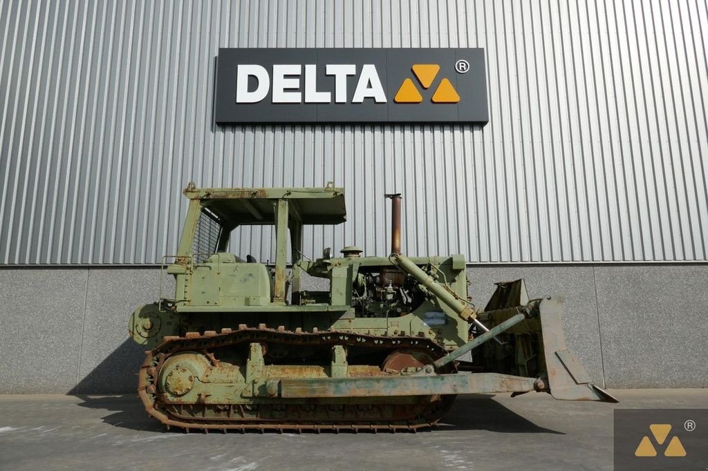 Bulldozer Türe ait Caterpillar D7F Ex-army, Gebrauchtmaschine içinde Zevenbergen (resim 2)