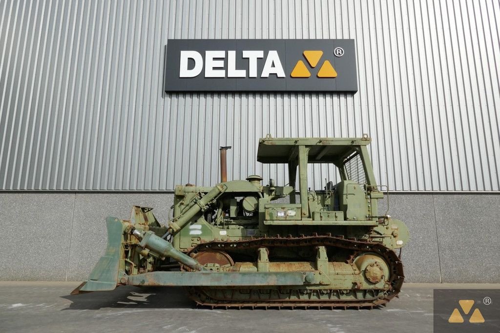 Bulldozer tipa Caterpillar D7F Ex-army, Gebrauchtmaschine u Zevenbergen (Slika 1)