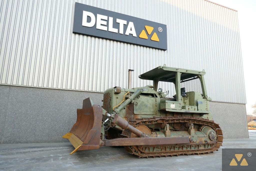 Bulldozer du type Caterpillar D7F Ex-army, Gebrauchtmaschine en Zevenbergen (Photo 4)