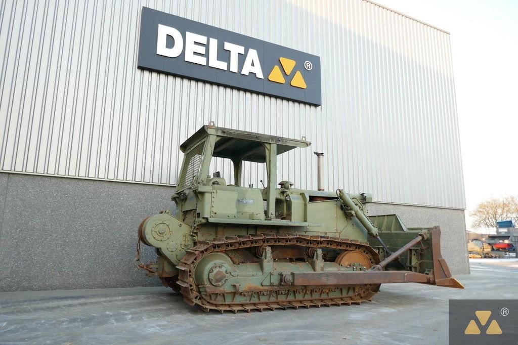 Bulldozer Türe ait Caterpillar D7F Ex-army, Gebrauchtmaschine içinde Zevenbergen (resim 5)