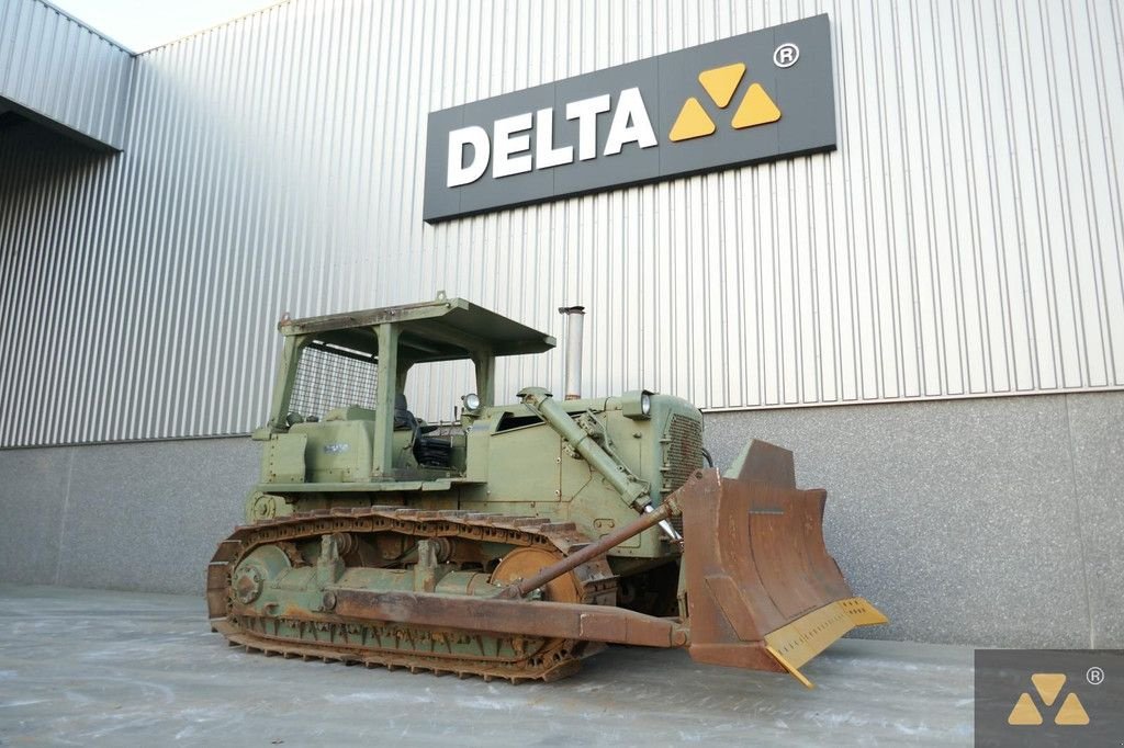 Bulldozer del tipo Caterpillar D7F Ex-army, Gebrauchtmaschine In Zevenbergen (Immagine 3)