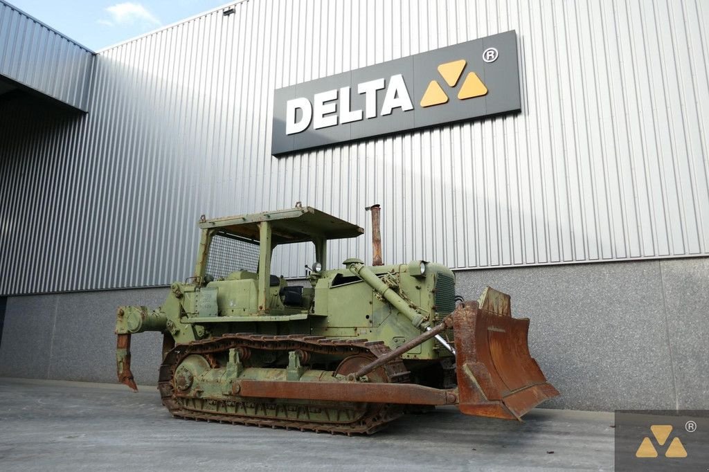 Bulldozer van het type Caterpillar D7F Ex-army, Gebrauchtmaschine in Zevenbergen (Foto 3)