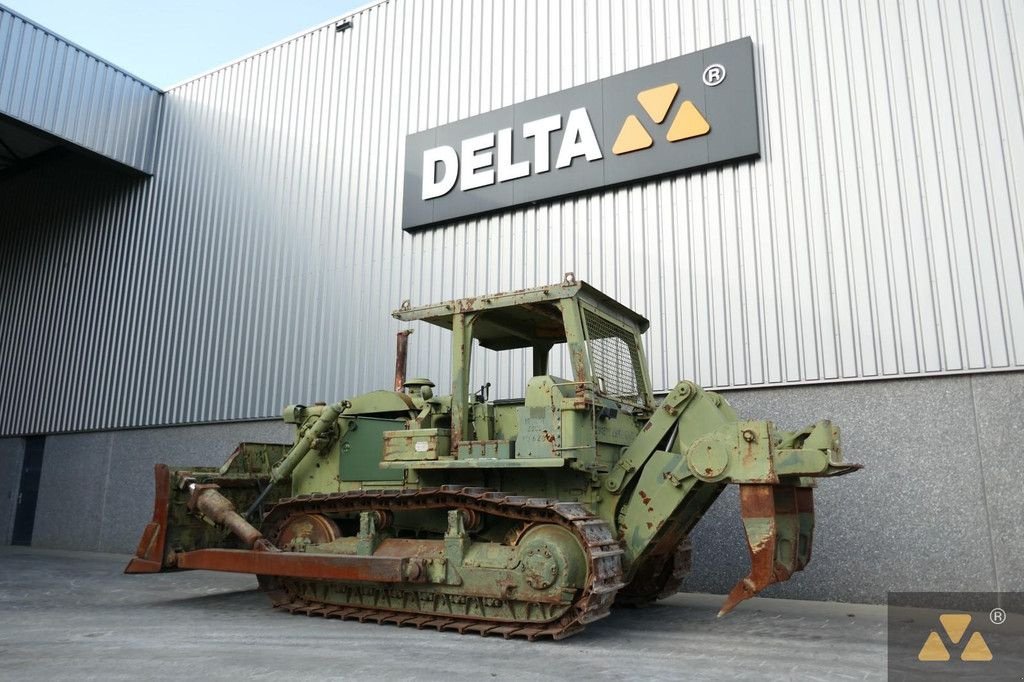 Bulldozer za tip Caterpillar D7F Ex-army, Gebrauchtmaschine u Zevenbergen (Slika 9)