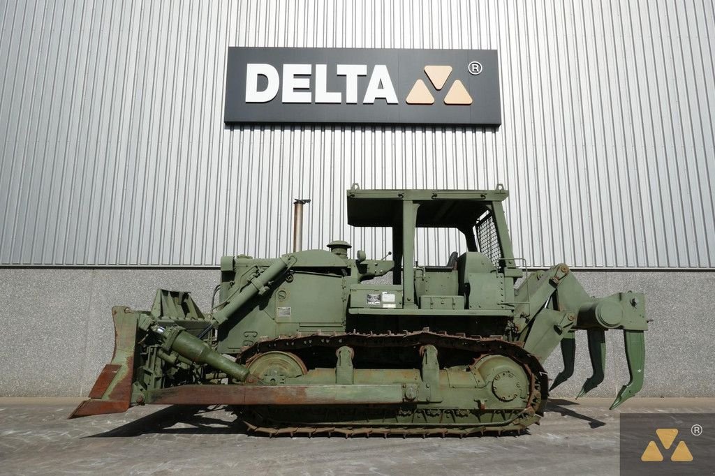 Bulldozer Türe ait Caterpillar D7F Ex-army, Gebrauchtmaschine içinde Zevenbergen (resim 1)