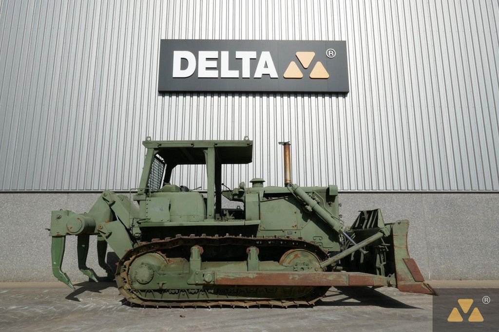 Bulldozer du type Caterpillar D7F Ex-army, Gebrauchtmaschine en Zevenbergen (Photo 2)