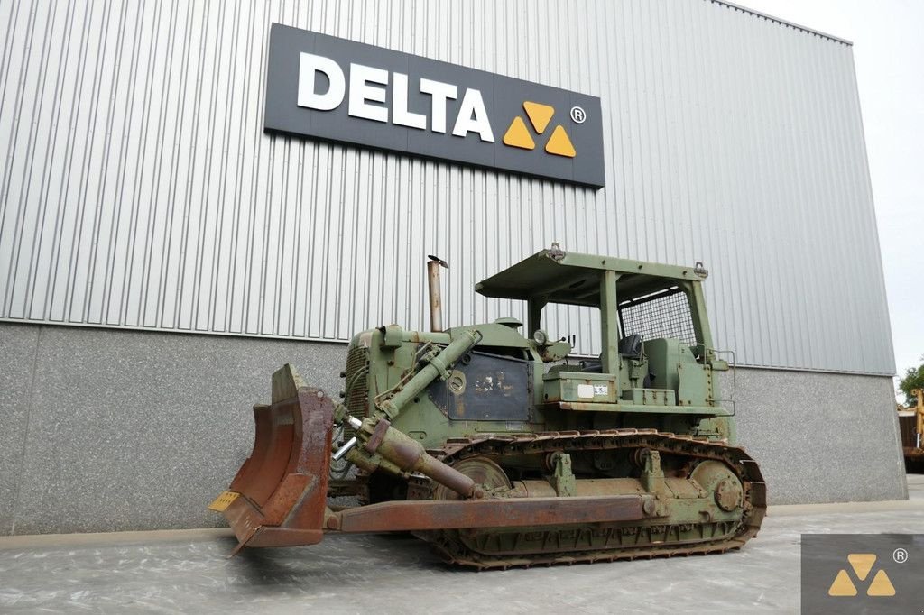 Bulldozer van het type Caterpillar D7F Ex-army, Gebrauchtmaschine in Zevenbergen (Foto 4)