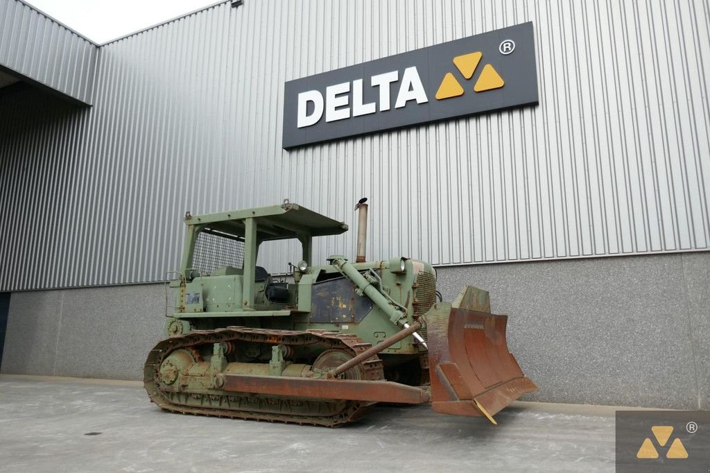 Bulldozer van het type Caterpillar D7F Ex-army, Gebrauchtmaschine in Zevenbergen (Foto 3)