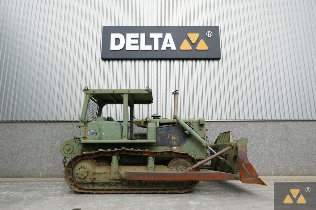 Bulldozer Türe ait Caterpillar D7F Ex-army, Gebrauchtmaschine içinde Zevenbergen (resim 2)