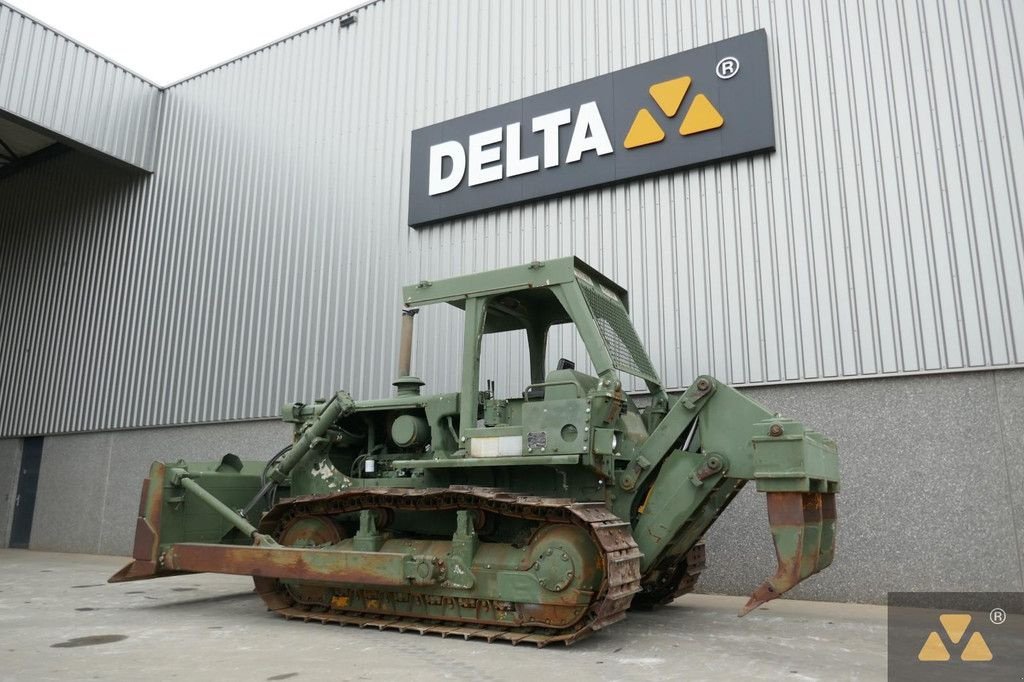 Bulldozer del tipo Caterpillar D7G Ex-army, Gebrauchtmaschine In Zevenbergen (Immagine 9)