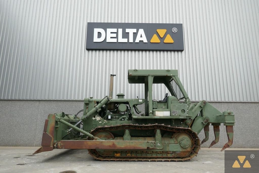 Bulldozer del tipo Caterpillar D7G Ex-army, Gebrauchtmaschine In Zevenbergen (Immagine 1)