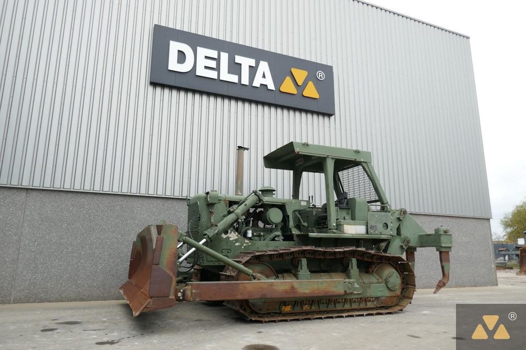 Bulldozer del tipo Caterpillar D7G Ex-army, Gebrauchtmaschine In Zevenbergen (Immagine 4)