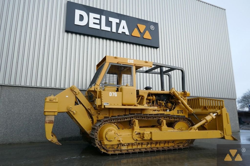 Bulldozer des Typs Caterpillar D7G Ex-army, Gebrauchtmaschine in Zevenbergen (Bild 5)