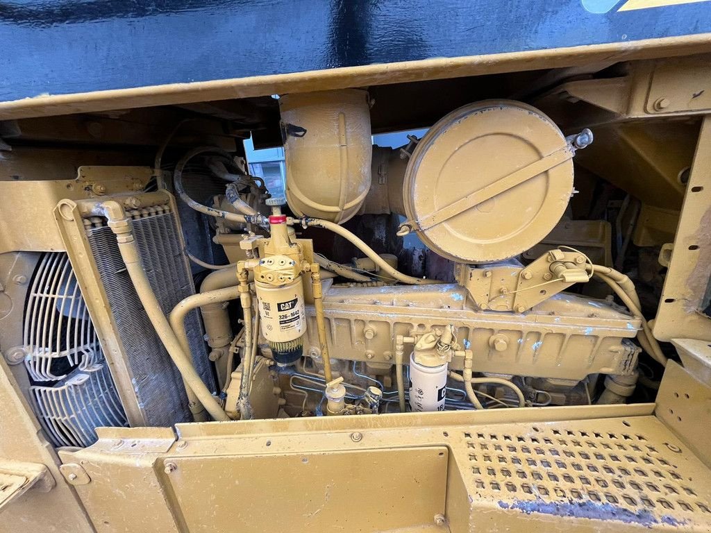 Bulldozer des Typs Caterpillar D8R - Single shank ripper, Gebrauchtmaschine in Velddriel (Bild 11)