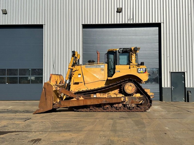 Bulldozer van het type Caterpillar D8T - 2021 Rebuild CE / EPA, Gebrauchtmaschine in Velddriel (Foto 1)