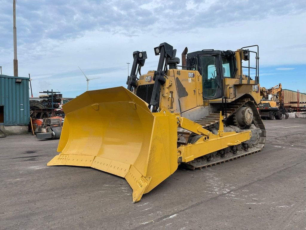 Bulldozer des Typs Caterpillar D8T - CE / EPA, Gebrauchtmaschine in Velddriel (Bild 1)