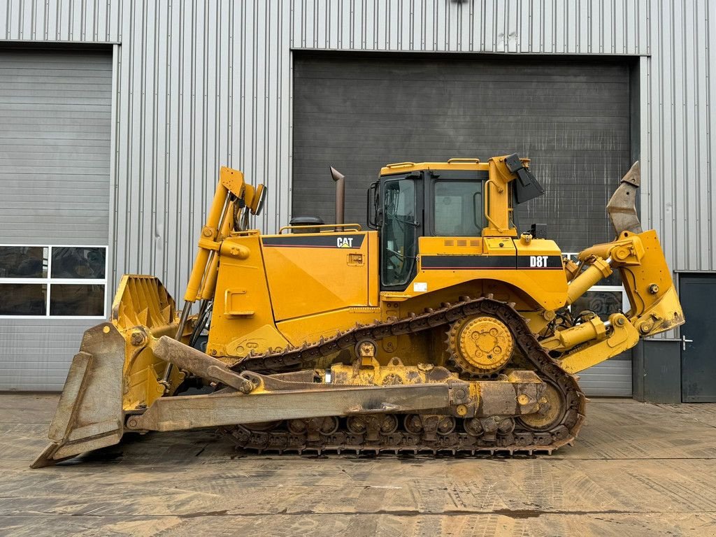 Bulldozer du type Caterpillar D8T - CE, Gebrauchtmaschine en Velddriel (Photo 1)