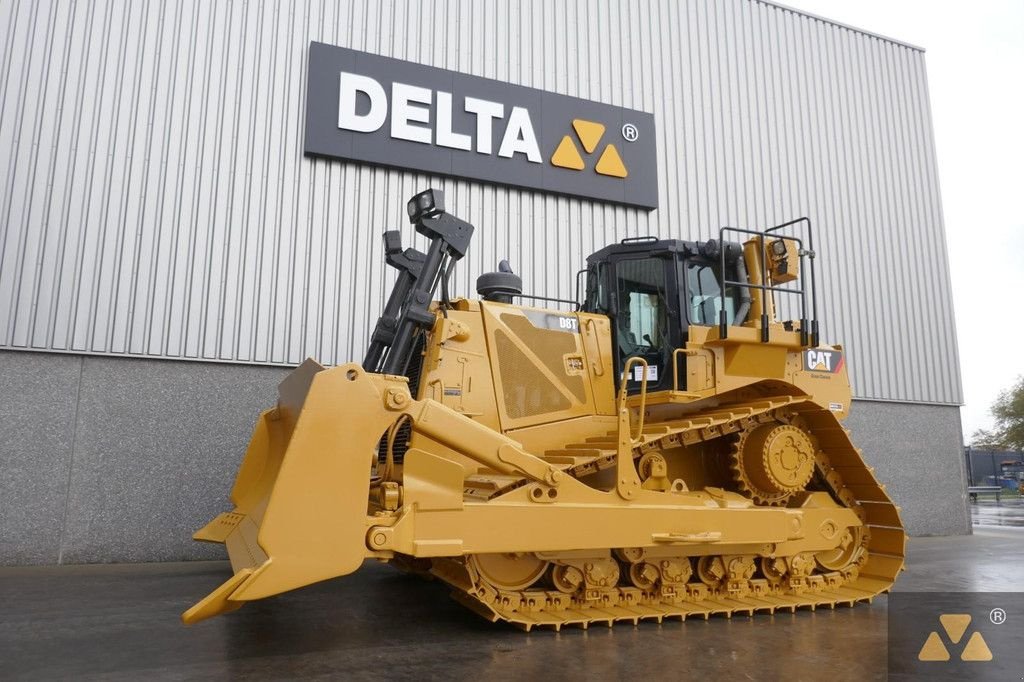 Bulldozer des Typs Caterpillar D8T LGP, Gebrauchtmaschine in Zevenbergen (Bild 4)