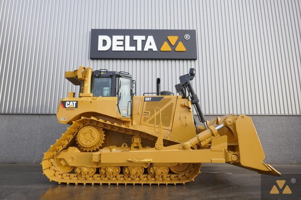 Bulldozer du type Caterpillar D8T LGP, Gebrauchtmaschine en Zevenbergen (Photo 2)