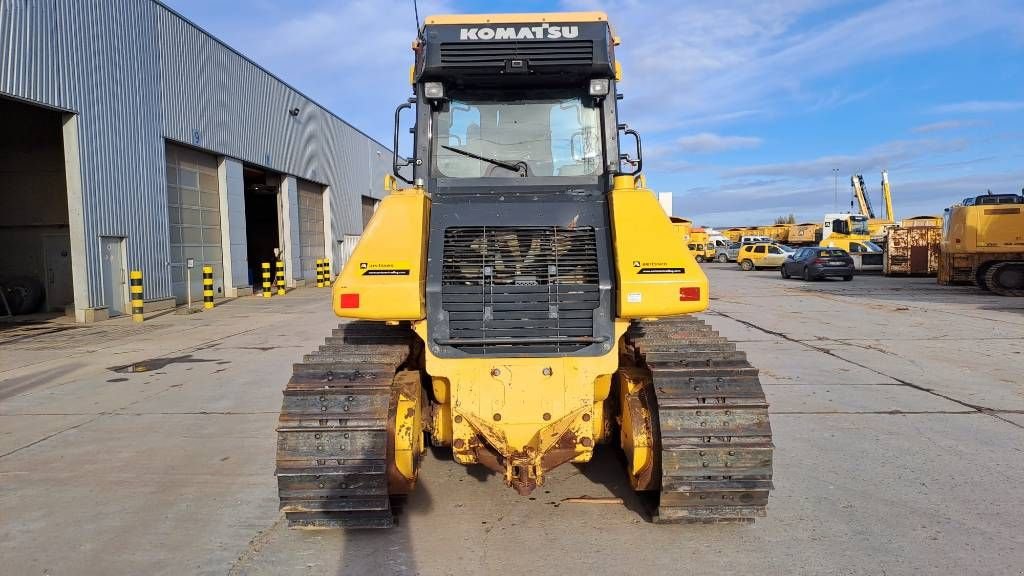 Bulldozer van het type Komatsu D61 PXI-24 (New Undercarriage), Gebrauchtmaschine in Stabroek (Foto 3)