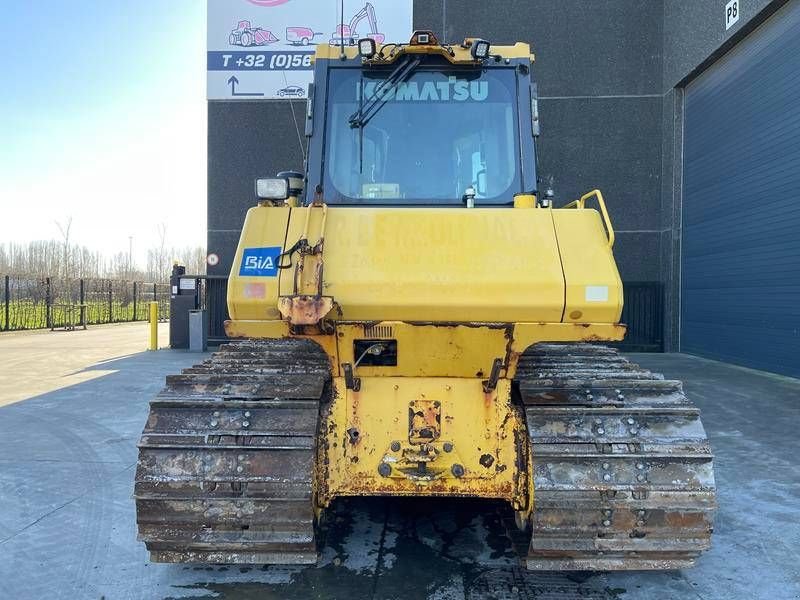 Bulldozer del tipo Komatsu D65PX - 18, Gebrauchtmaschine In Antwerpen (Immagine 3)