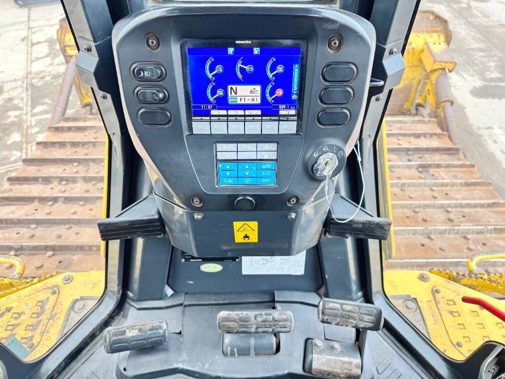 Bulldozer des Typs Komatsu D65PX-18EO - Backup Camera / Airco, Gebrauchtmaschine in Veldhoven (Bild 8)