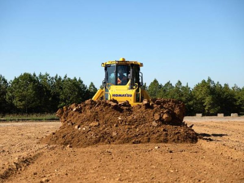 Bulldozer des Typs Komatsu D71 PX-24, Gebrauchtmaschine in Sorée (Bild 1)