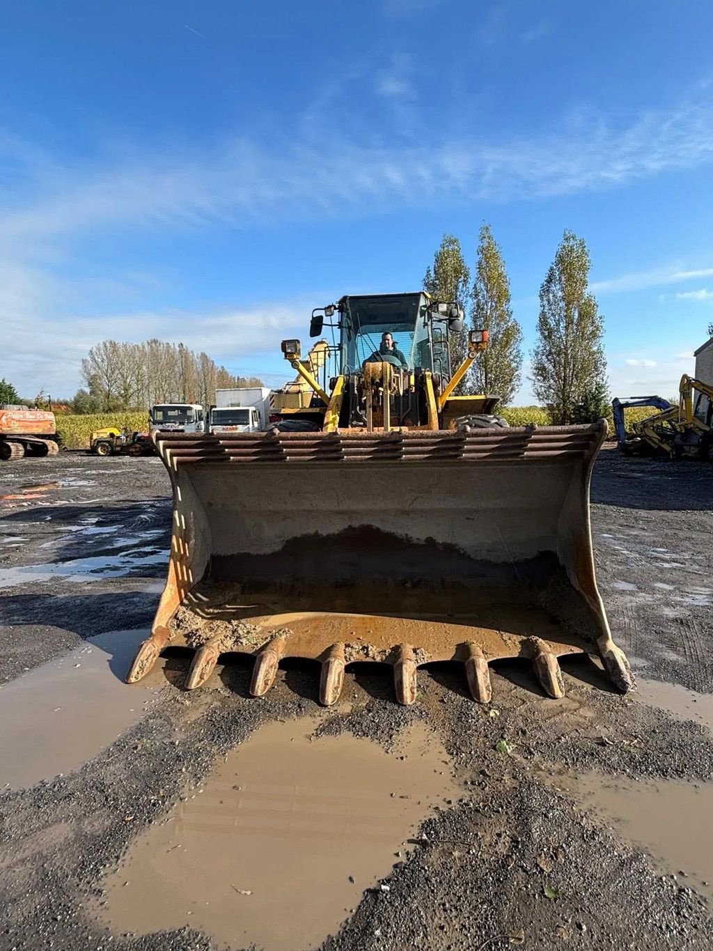 Bulldozer des Typs Komatsu WA470-6, Gebrauchtmaschine in Wevelgem (Bild 4)