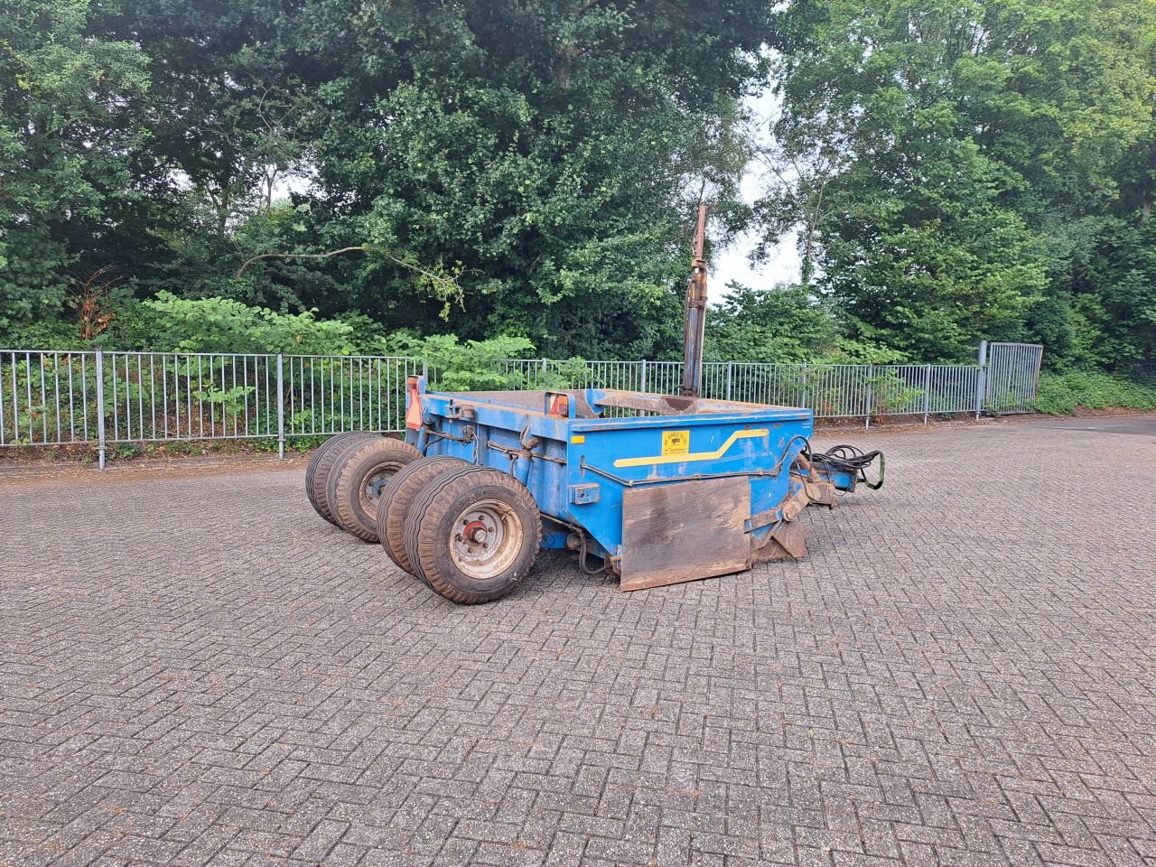 Bulldozer du type Sonstige Blaauw Blaauw TD5-88, Gebrauchtmaschine en Didam (Photo 3)