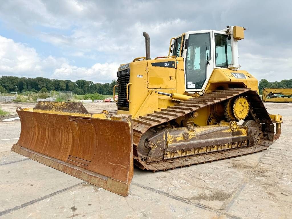 Bulldozer tip Sonstige Cat D6N LGP - German Machine / Folding Blade + Ripper, Gebrauchtmaschine in Veldhoven (Poză 2)