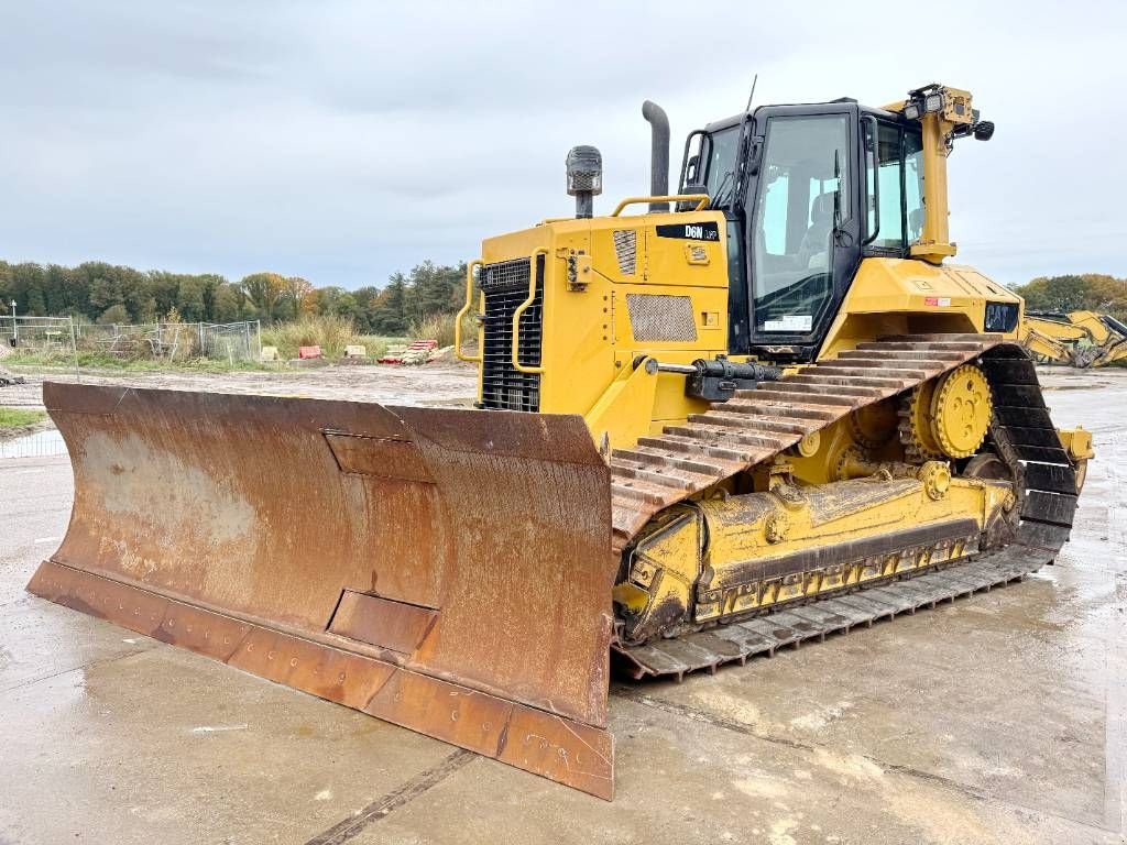 Bulldozer от тип Sonstige Cat D6N LGP - GPS System / Folding Blade / Ripper, Gebrauchtmaschine в Veldhoven (Снимка 2)