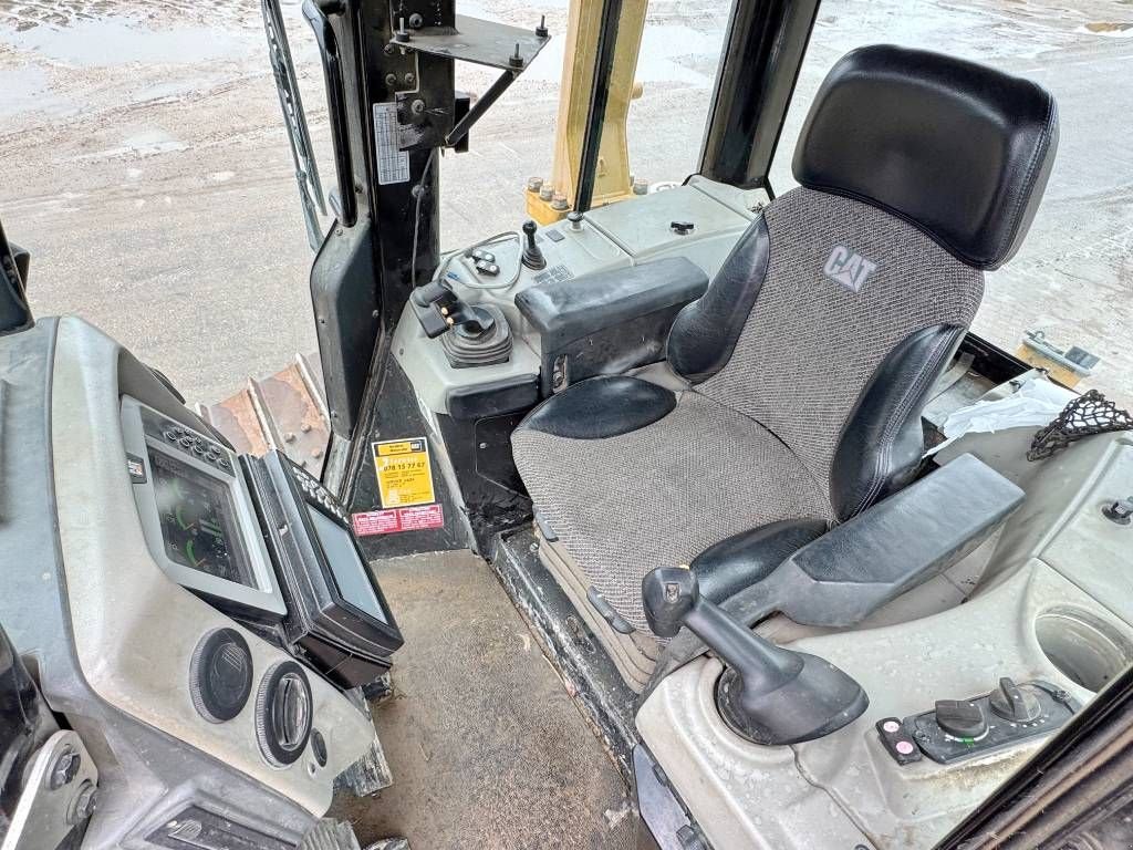 Bulldozer a típus Sonstige Cat D6N LGP - GPS System / Folding Blade / Ripper, Gebrauchtmaschine ekkor: Veldhoven (Kép 8)