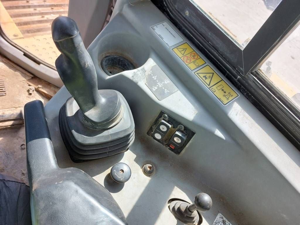 Bulldozer tip Sonstige Cat D6T LGP, Gebrauchtmaschine in Stabroek (Poză 9)