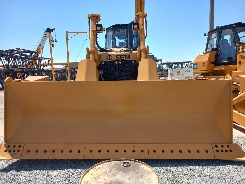 Bulldozer van het type Sonstige SEM 822D LGP (Abu Dhabi -unused 2 pieces available ), Neumaschine in Stabroek (Foto 3)