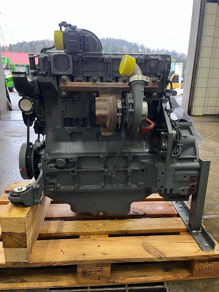 Dieselmotor a típus Deutz TCD2013 2V, gebraucht ekkor: Neureichenau (Kép 3)