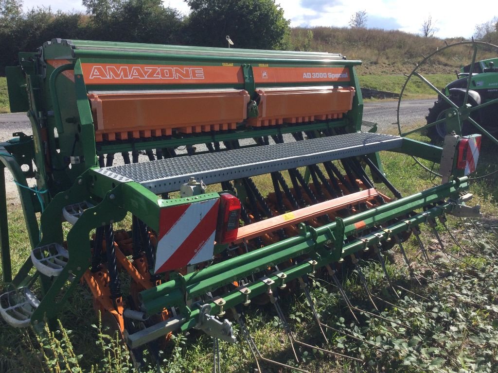 Direktsaatmaschine van het type Amazone AD 3000 SPECIAL, Gebrauchtmaschine in RODEZ (Foto 4)