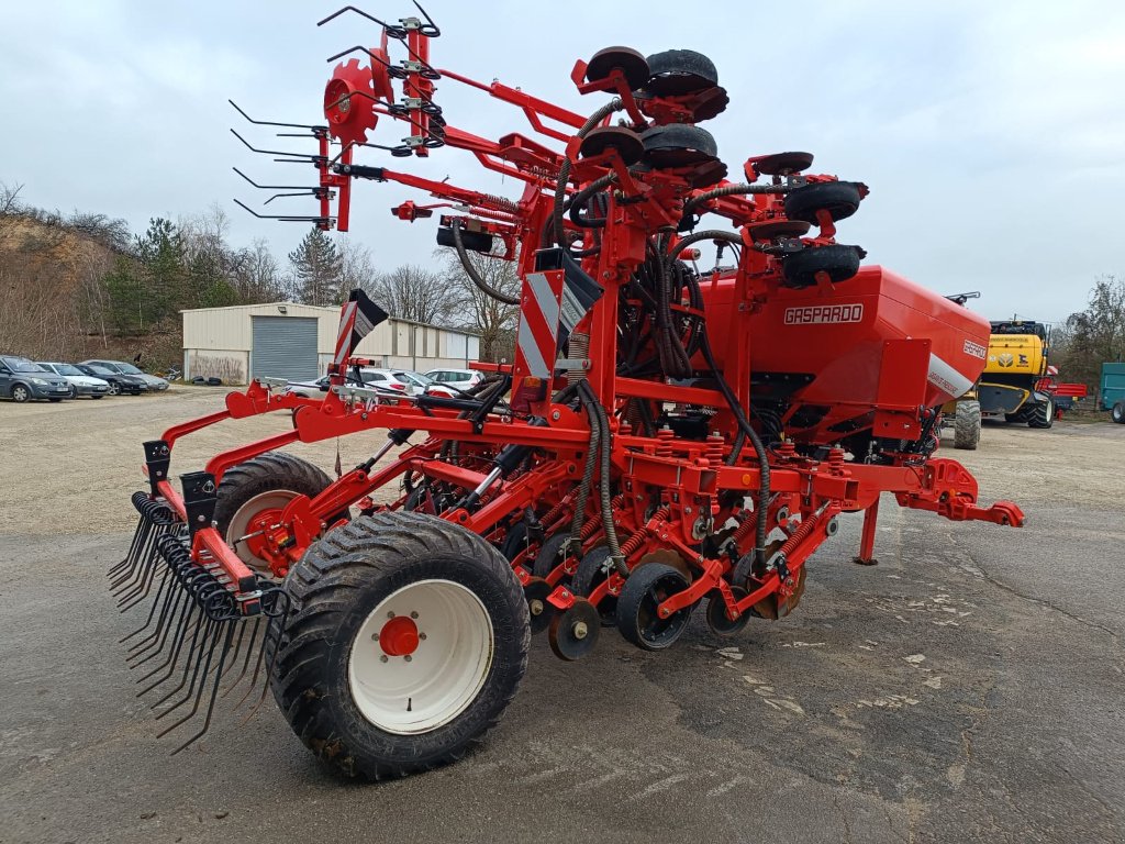 Direktsaatmaschine du type Gaspardo Gigante pressure 400, Gebrauchtmaschine en Lérouville (Photo 8)