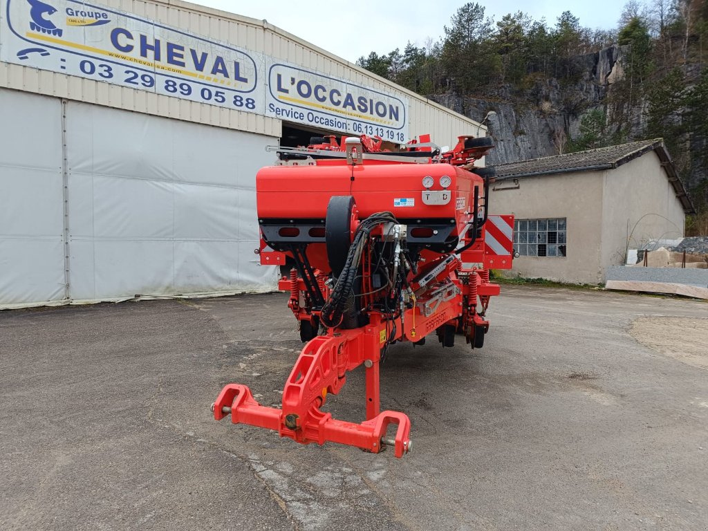 Direktsaatmaschine du type Gaspardo Gigante pressure 400, Gebrauchtmaschine en Lérouville (Photo 2)