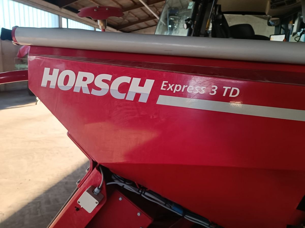 Direktsaatmaschine van het type Horsch Express 3 TD, Gebrauchtmaschine in Kirchschlag (Foto 4)