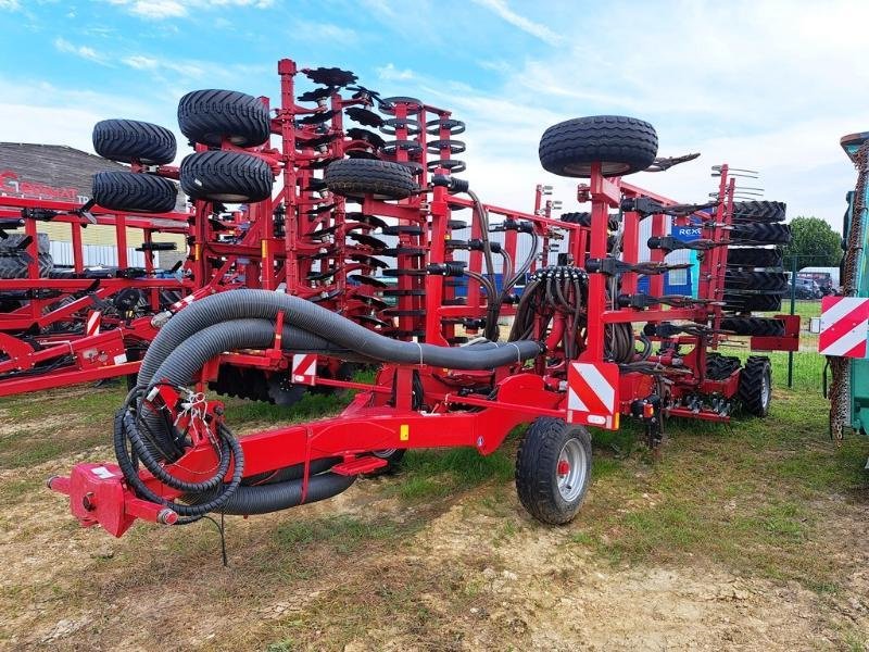 Direktsaatmaschine typu Horsch SPRINTER 6 ST, Gebrauchtmaschine w SAINT-GERMAIN DU PUY (Zdjęcie 1)