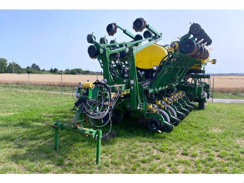 Direktsaatmaschine za tip John Deere 1790NT, Gebrauchtmaschine u SAINT-GERMAIN DU PUY (Slika 1)