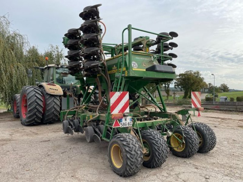 Direktsaatmaschine tipa John Deere 750 A, Gebrauchtmaschine u CHEVILLON  (MAIZEROY) (Slika 3)